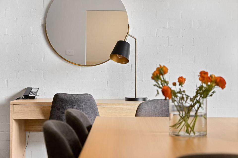 Oxley Court Serviced Apartments Canberra Zewnętrze zdjęcie